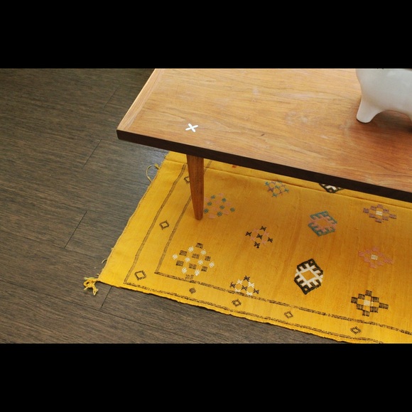 Moroccan Cactus Silk Rug - Picture 2 of 3